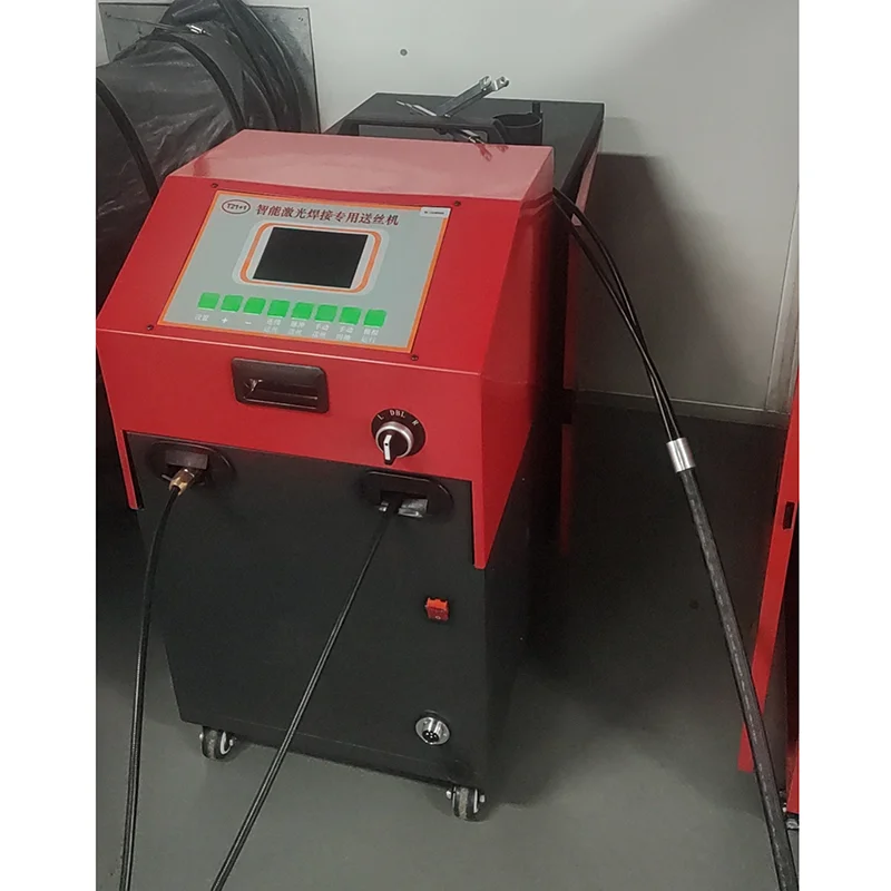 QILIN Laser Welding Double Feed Wire Feeder T21+1 Handheld Laser Weld Gun Head Dual Channel Simultaneous Wire Feeding To DWT BWT