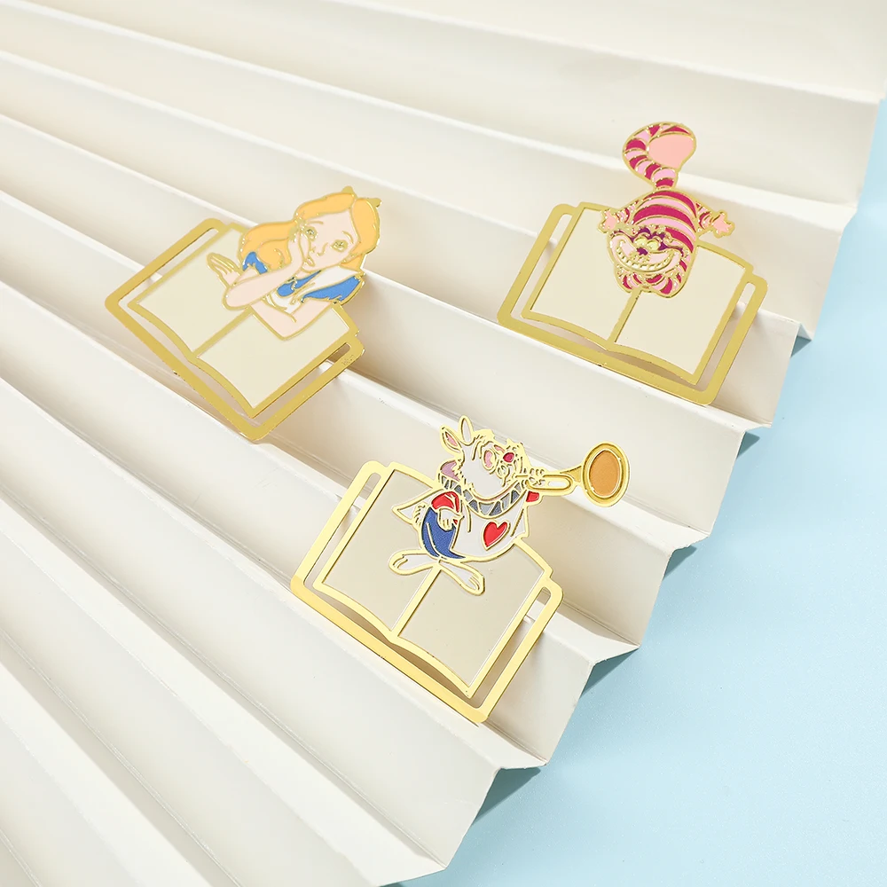 Alice in Wonderland Bookmark Metal Creative Fantasy Book Page Mark Cartoon Romance Reading Tool Stationery for Bookworm Girls