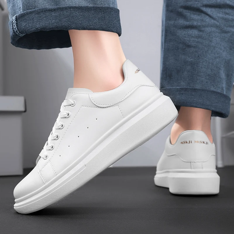 ใหม่ผู้หญิงขนาดใหญ่ผู้ชายสบายๆกีฬารองเท้าBreathableรองเท้าผ้าใบหนารองเท้าวิ่งชายรองเท้าคู่Loafers Punkรองเท้า