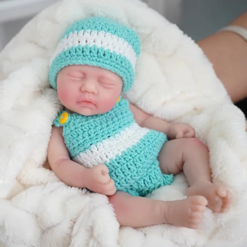 دمى أطفال من السيليكون لكامل الجسم مقاس 7 بوصات - لعبة مريحة مضادة للإجهاد للأولاد والبنات للنوم نابضة بالحياة للأطفال