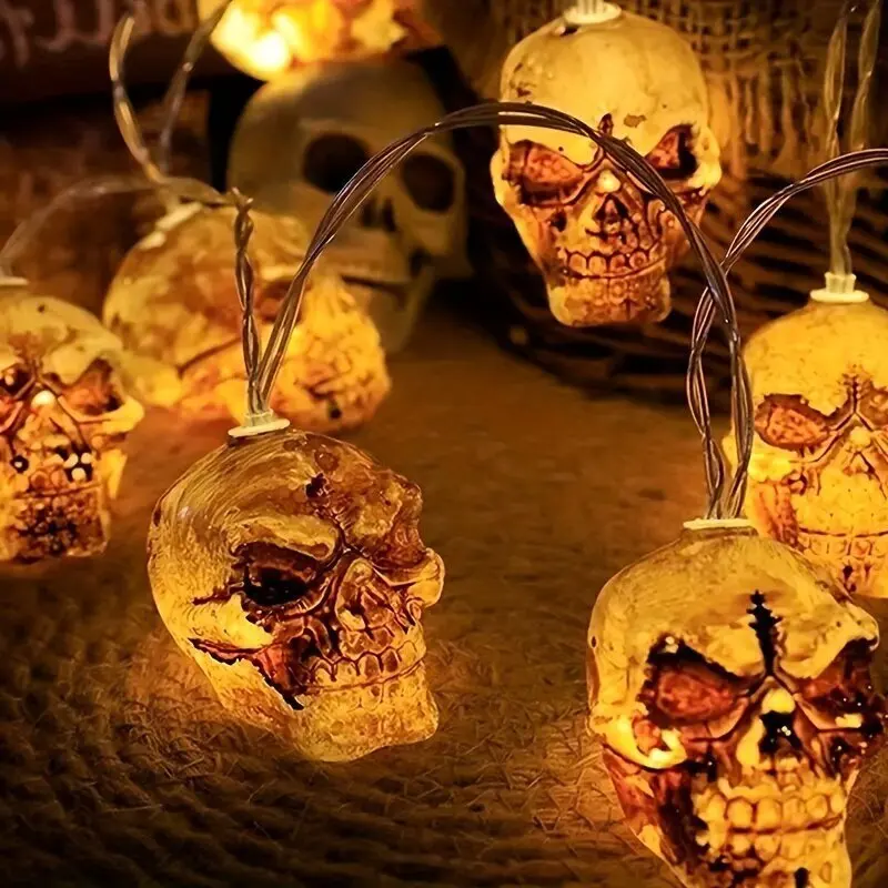 

Vintage LED Skull String Lights Battery Powered Halloween Atmosphere Decor Retro Spooky Lamps for Room Party Festive Holiday