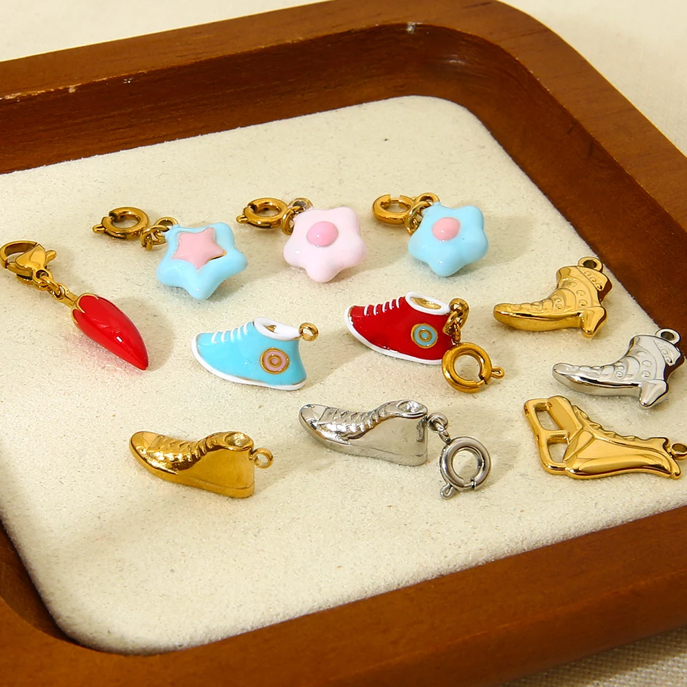 INS 18K مطلية بالذهب حذاء ستار اللؤلؤ الأحذية سحر خزر عازل الفولاذ المقاوم للصدأ بروش ذاتي الصنع النتائج مجوهرات للإكسسوارات الفريدة