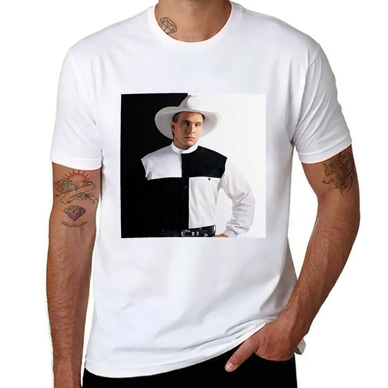 

Garth Brooks stadium tour mur2 2019 kell T-Shirt cotton t shirts man 100% t shirt man casual T-Shirt