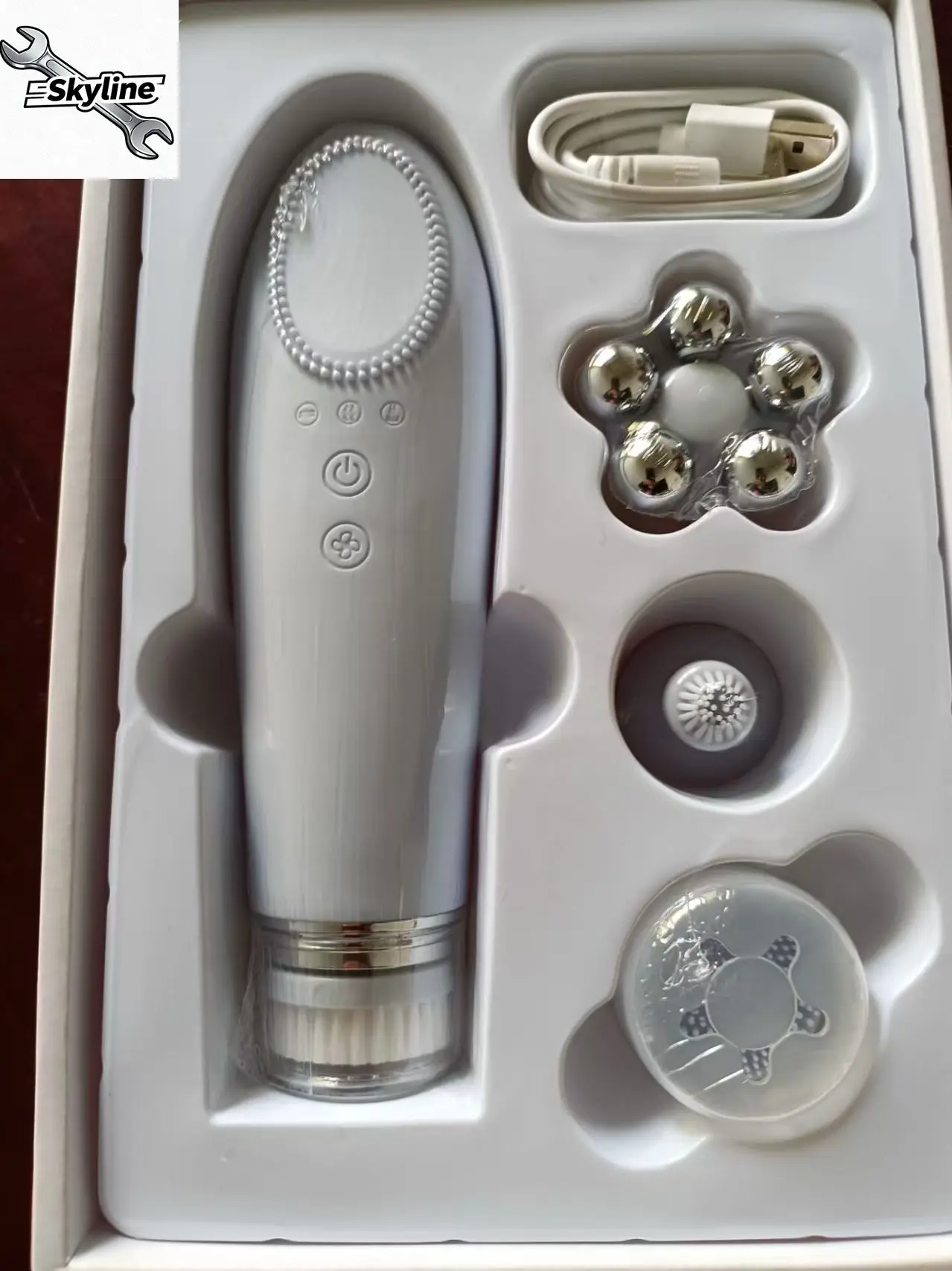 New Arrival Skin Care Device Waterproof Soft Silicone Face Washing Brush Facial Massager Electric Cleansing Brush
