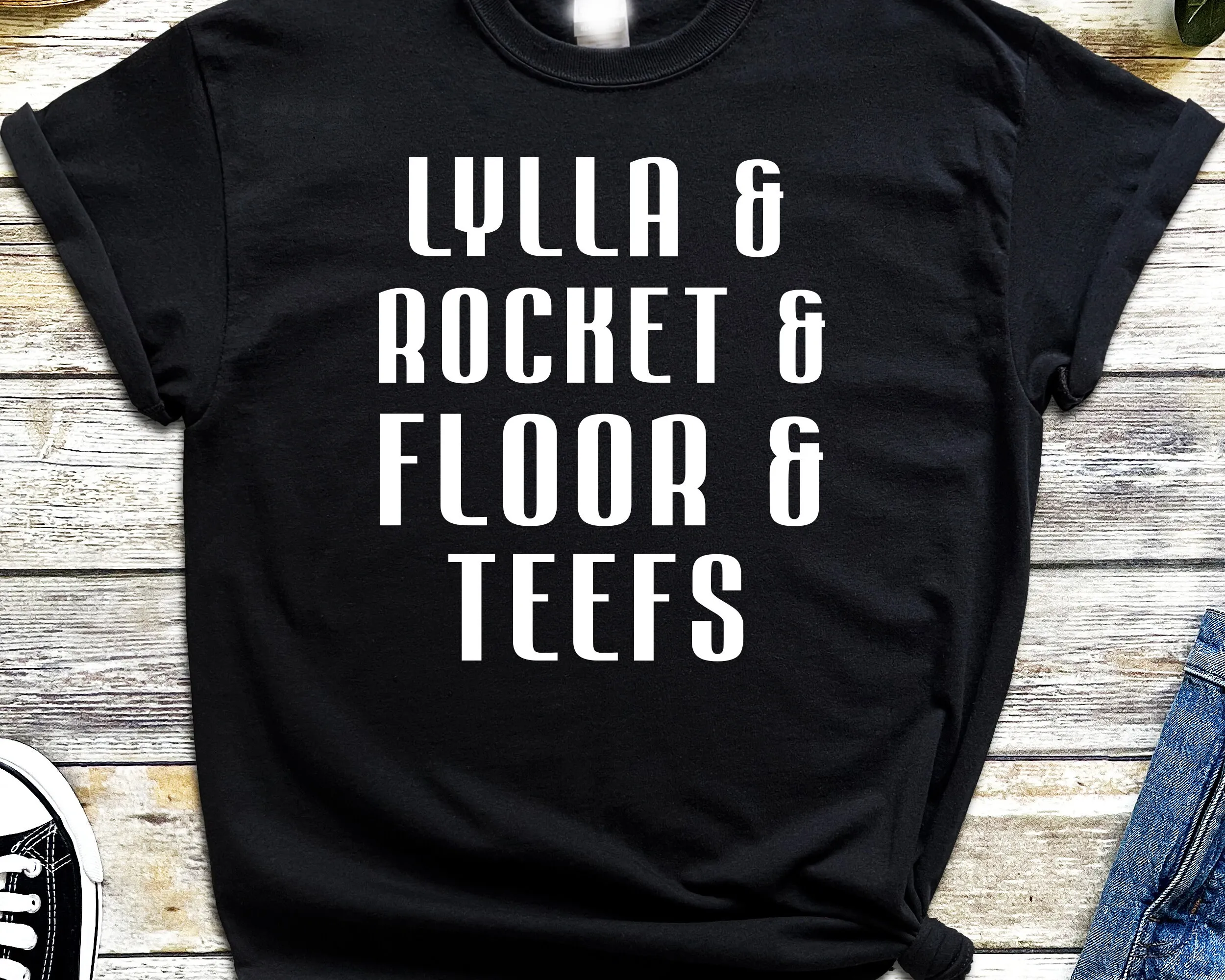 Lylla Rocket Floor Camisetas para hombres y mujeres
