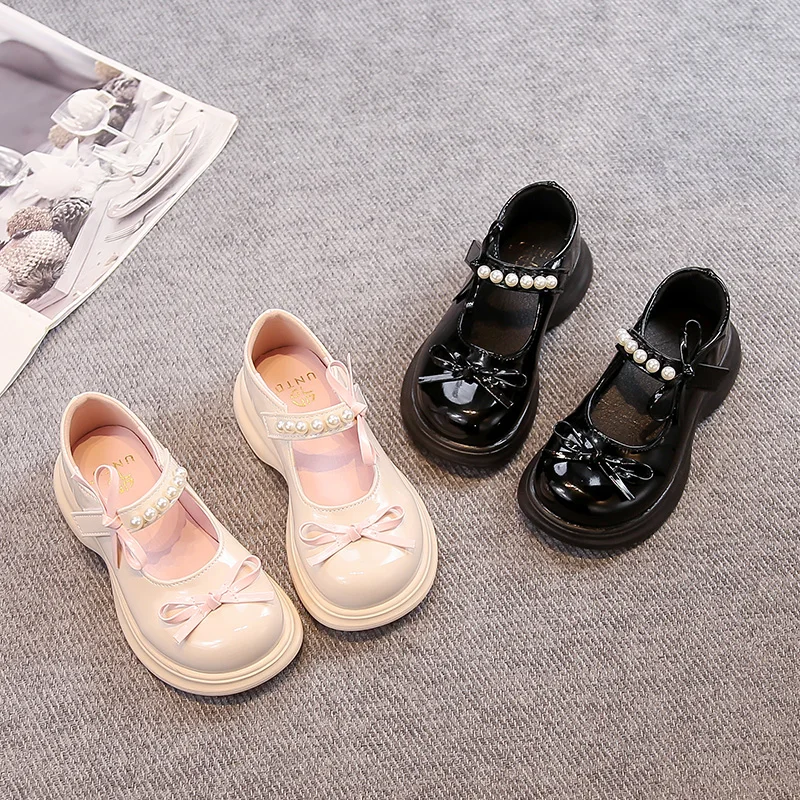 

Весенне-осенняя обувь для девочек, противоскользящая обувь с мягкой подошвой, простая удобная и удобная детская обувь 2025 года, маленькие кожаные туфли