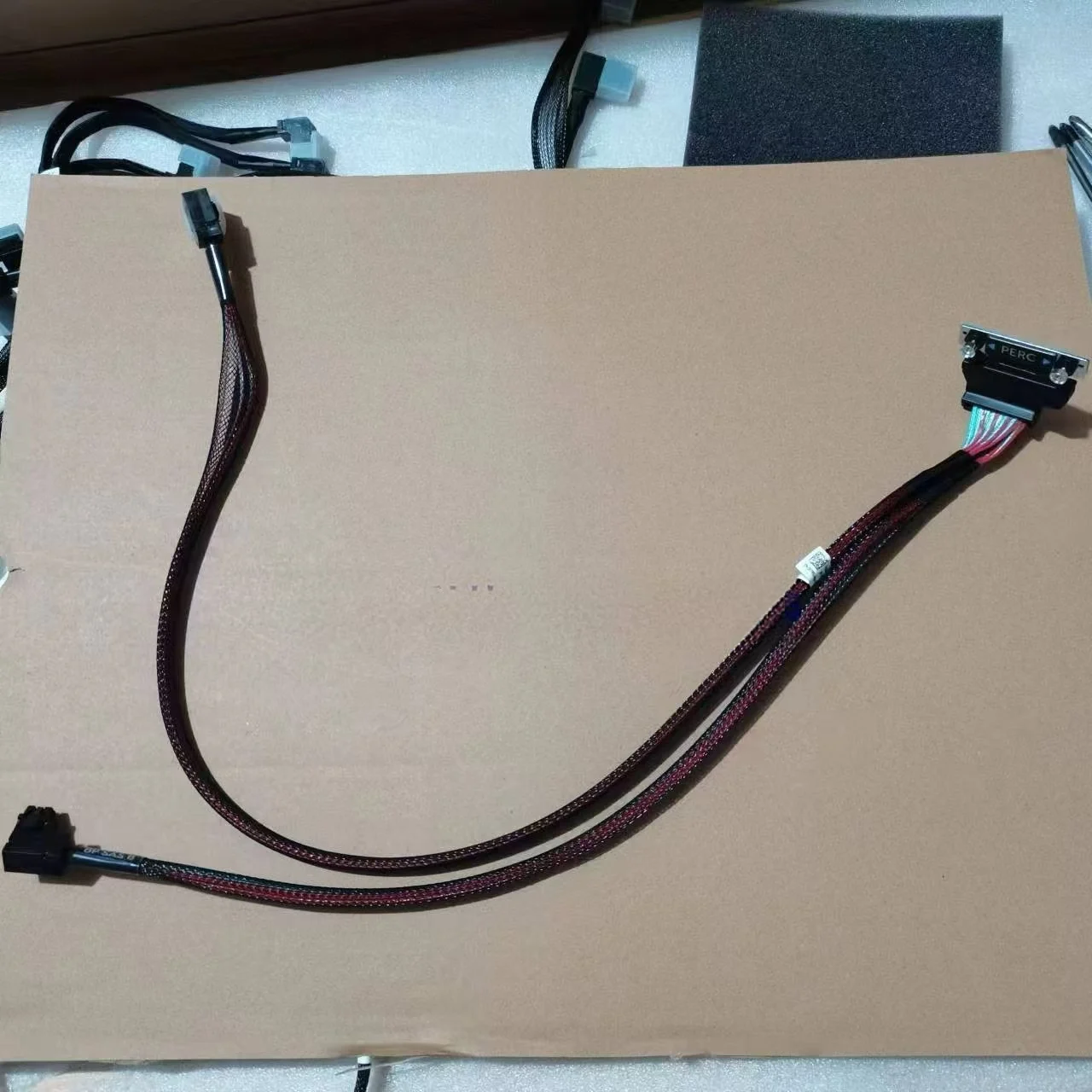 for-dell-brand-new-r730-server-8-disk-35inch-backplane-array-card-sas-cable-f7p5j