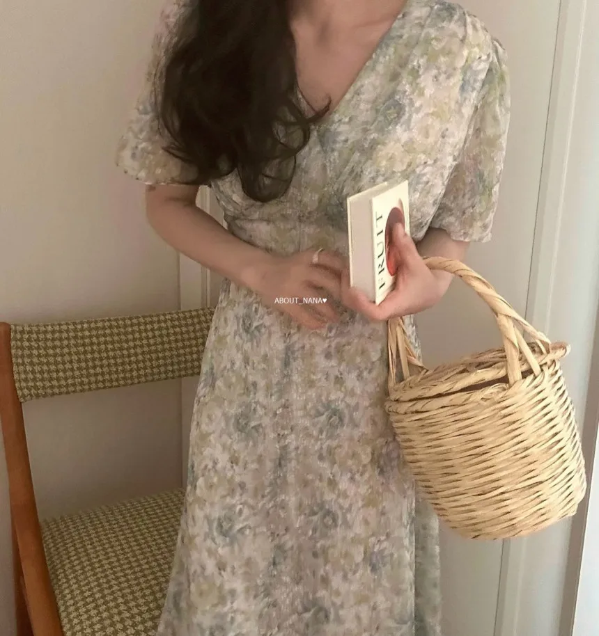 2 kolory kwiatowy Print z krótkim rękawem sukienka wróżki kobiety 2025 lato V Neck moda damska plaża długie sukienki z szyfonu Vestidos (JJ8003