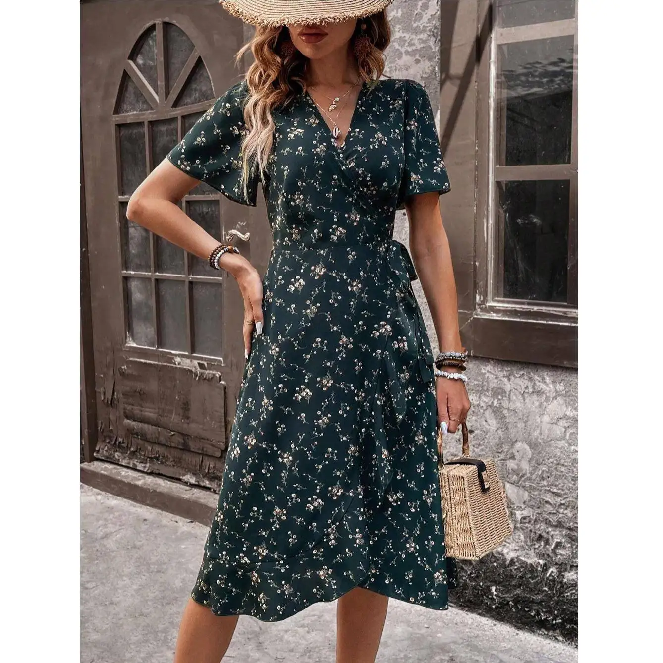 여름 신상 패션 V넥 플로럴 프린트 허리 조임 미디 원피스 또는 스웨이드 주름 밑단 부드러운 폴리에스터 섬유 원피스