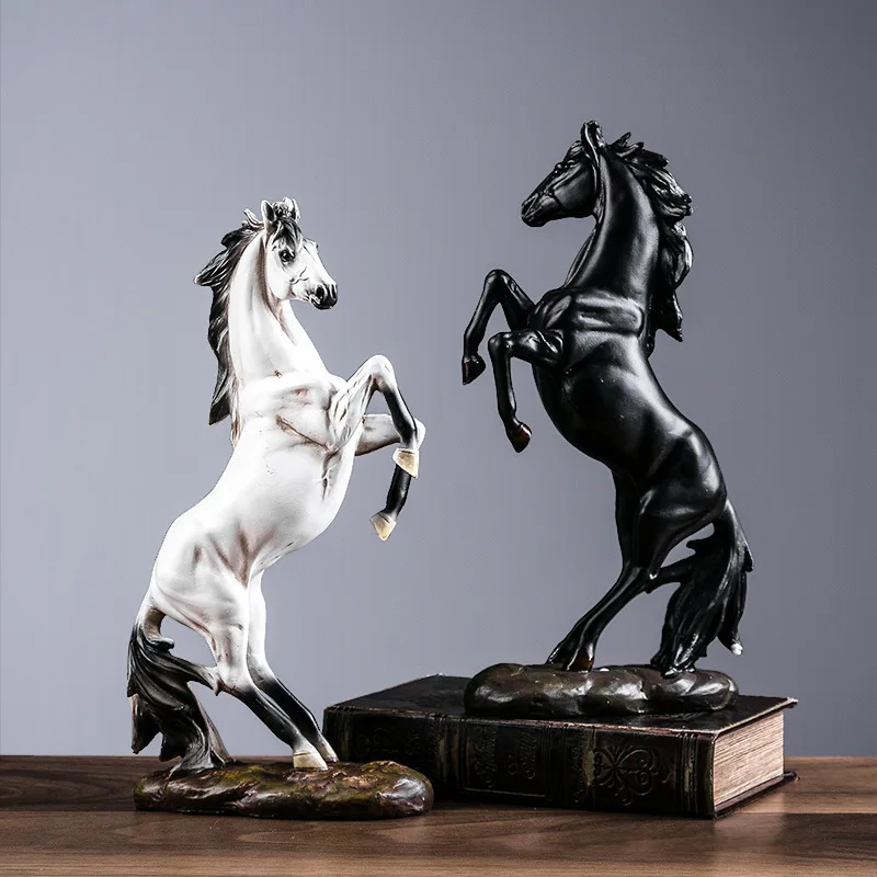 European Style Home Resin Victory Horse Animal Statue Home Desktop Feng Shui Ornament For Living Room Decoration Souvenir Gift