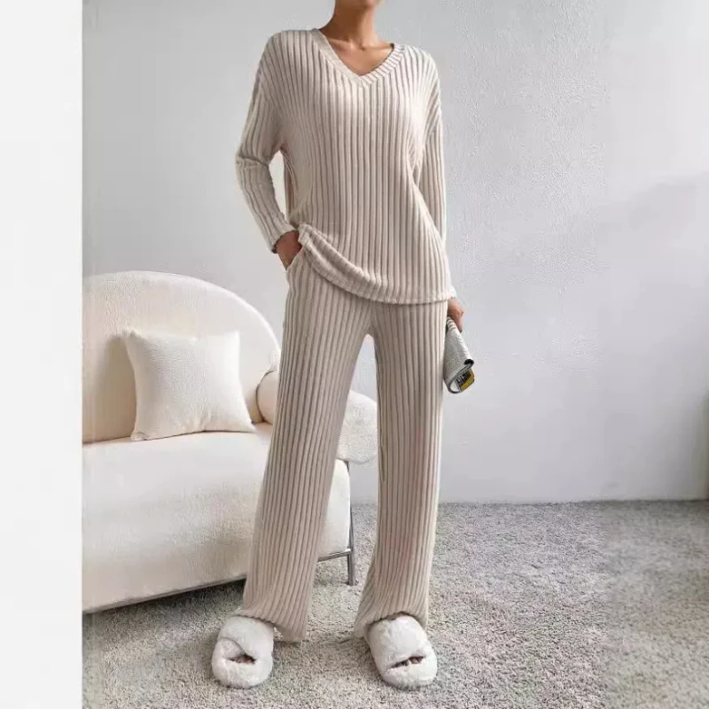 Two Piece Set of Women's New Fashionable Casual Straight Leg Pants with Loose V-neck and Pit Stripe Knitted Cover Suit