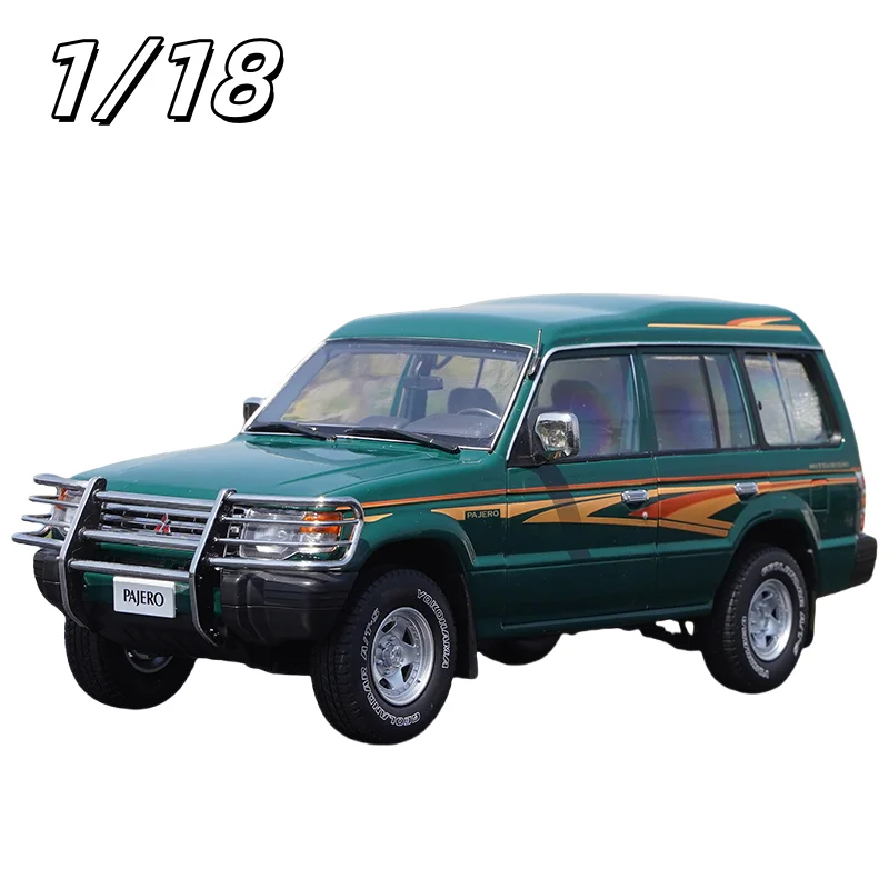 

In stock: 1:18 Mitsubishi Pajero V31 die-cast alloy car model, boys' festival gift toy, adult collectible ornament.
