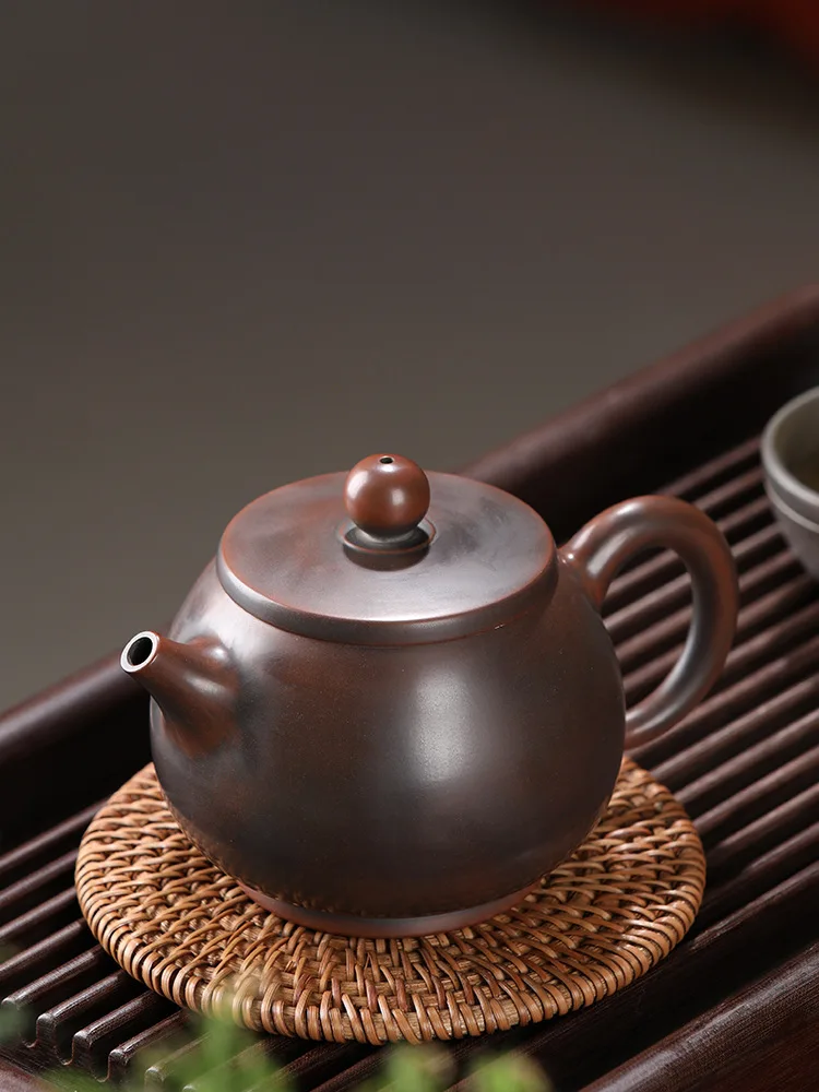 Zhou Yujiao, Guangxi Qinzhou Nixing Ceramic Tea Pot, Pure Handmade Tea Set, Purple Sand Pot, Jianshui Purple Ceramic Tea Making