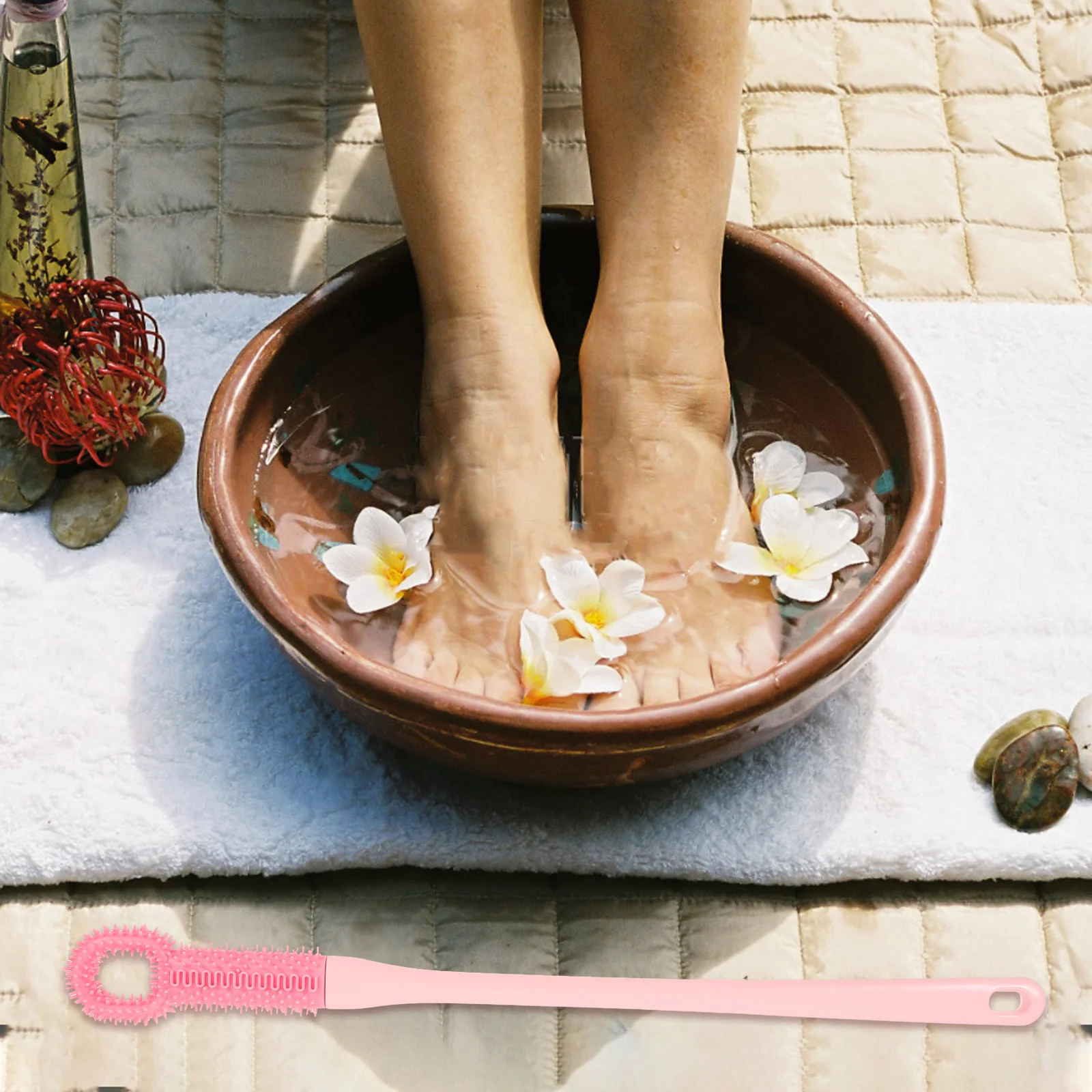 فرشاة قدم من السيليكون الناعم، مقبض طويل وردي، منظف مريح لأصابع القدم، مزيل الجلد الميت، منظف القدمين للاستحمام لكبار السن