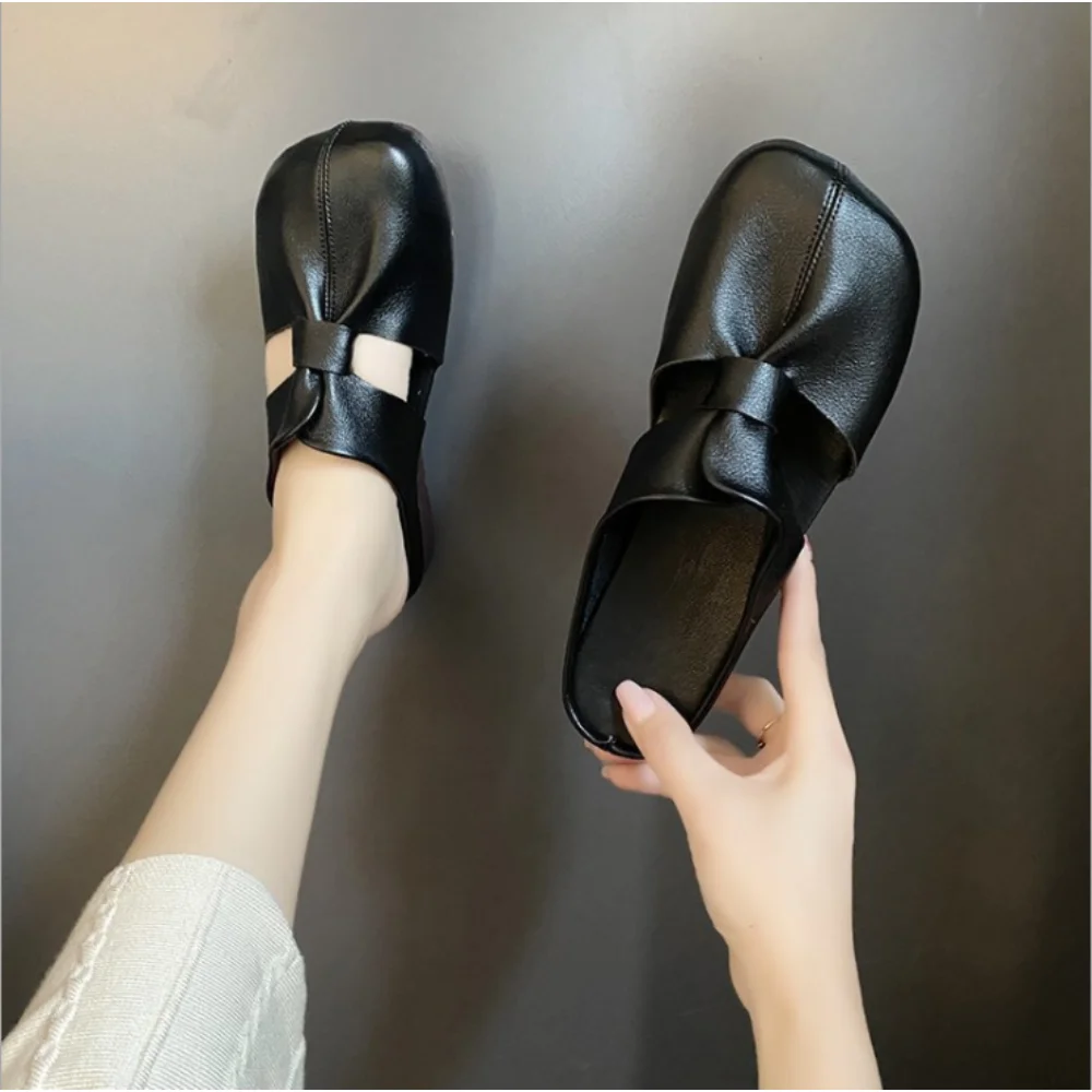 Big Size 42 Retro Women Shoes Summer Flat Slippers Leather Sandals Fashion Zapatillas Casa Mujer Sapatos Femininos