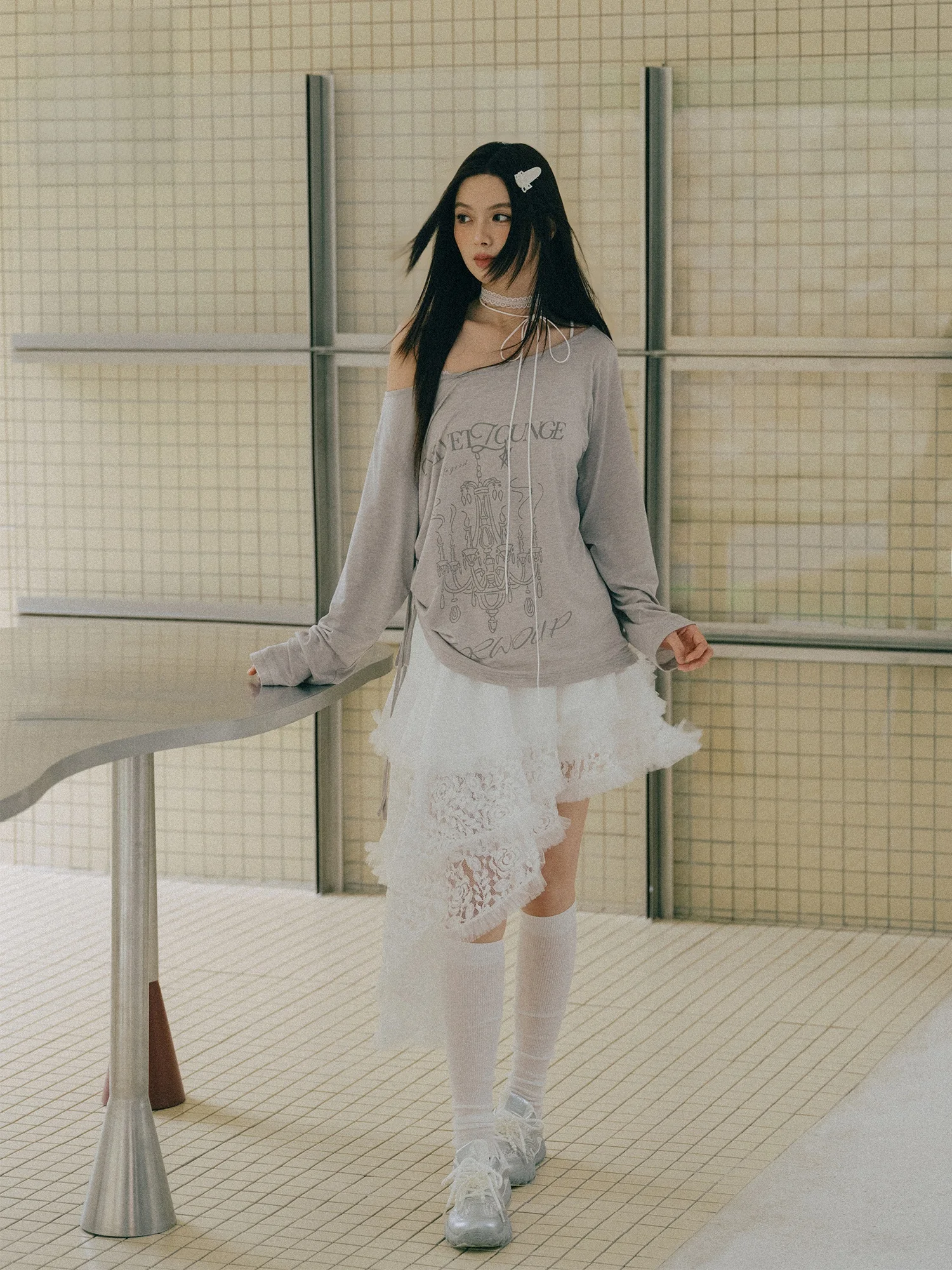 

Original Design SRWOUP Summer 2025 Asymmetrical Chiffon Skirt for Women in White Ultra-Modern f-length Skirt Casual Sle