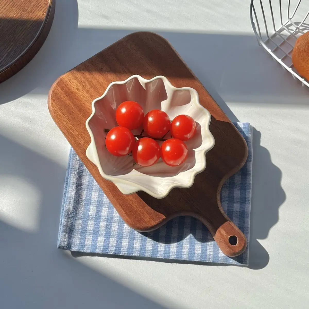 Ins Retro Kiln-transformed Breakfast Ceramic Shells Sea Scallops Fruits Desserts Salad Dressings Condiments and Bowls