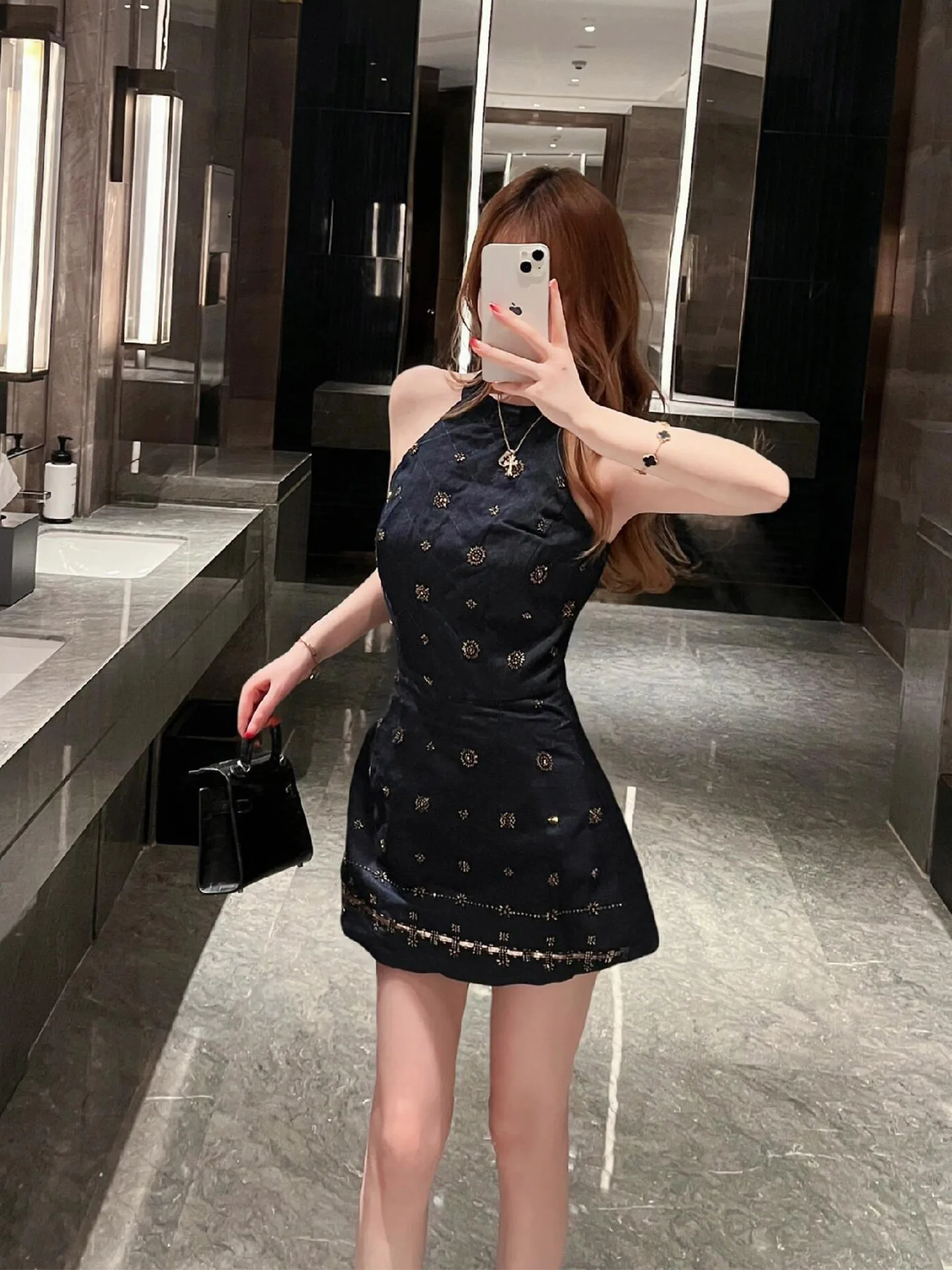 

XZY Retro Embroidered Halter Dress Women's plus Size Summer Slimming Short Sleeveless Dress Casual High Waist A-Line Skirt
