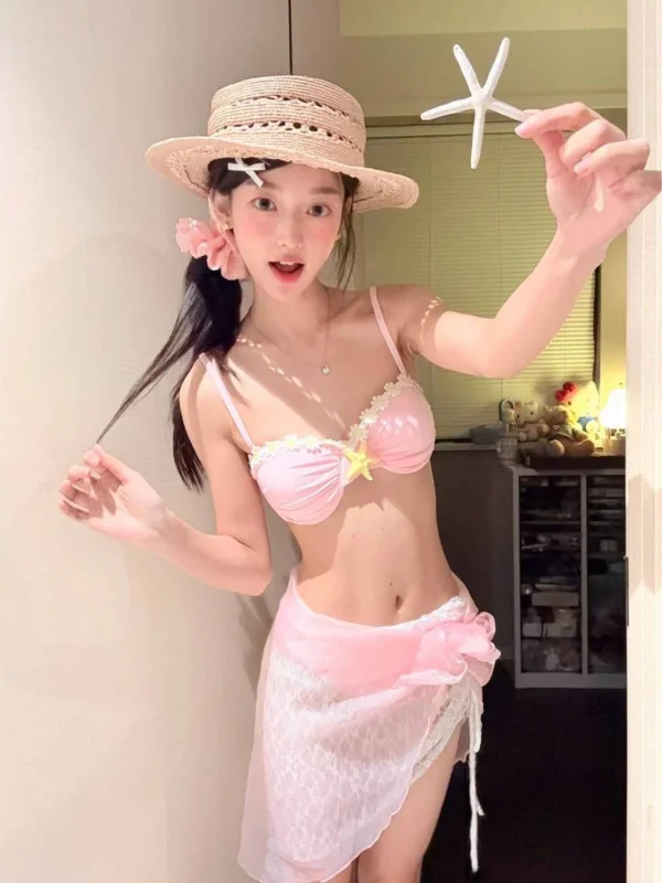 

Sweet Faionable Bikini with Chest Pad High Split Swimsuit Pure Desire Sle Pink Color for Swimming And Hot Spring Soaking