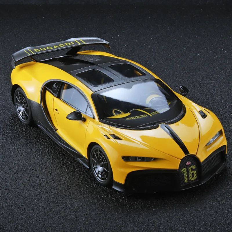 1:18 BUGATTI Chiron PUR SPORT Alloy Sports Model Diecasts Metal Racing Super Car Model Sound and Light Simulation Kids Toys Gift