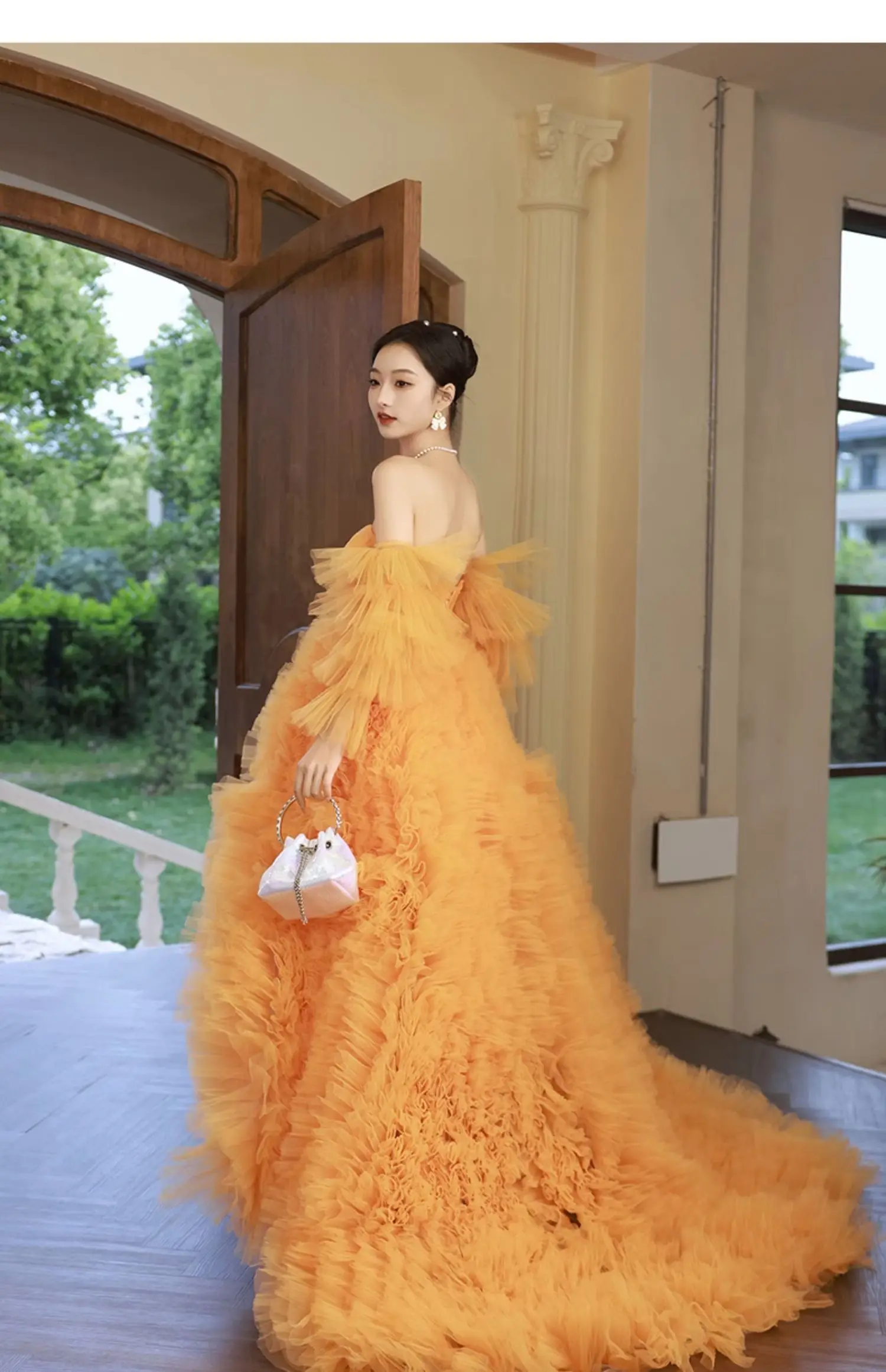 

Exquisite Orange Evening Dresses Off the Shoulder Lace-up Back Layers Tulle Sweep Train Prom Dresses Side Split Formal Dresses