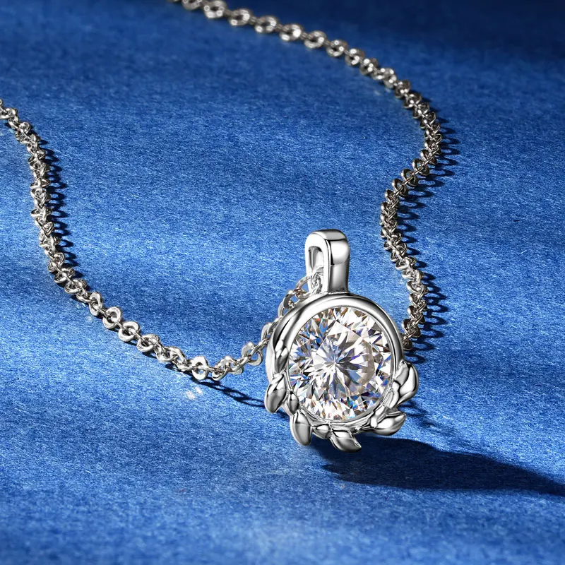 

Sparking 1CT Round Moissanite Elegant Olive Leaf Pendant Necklace VVS1 925 Sterling Silver Single Stone Necklace for Women Gift