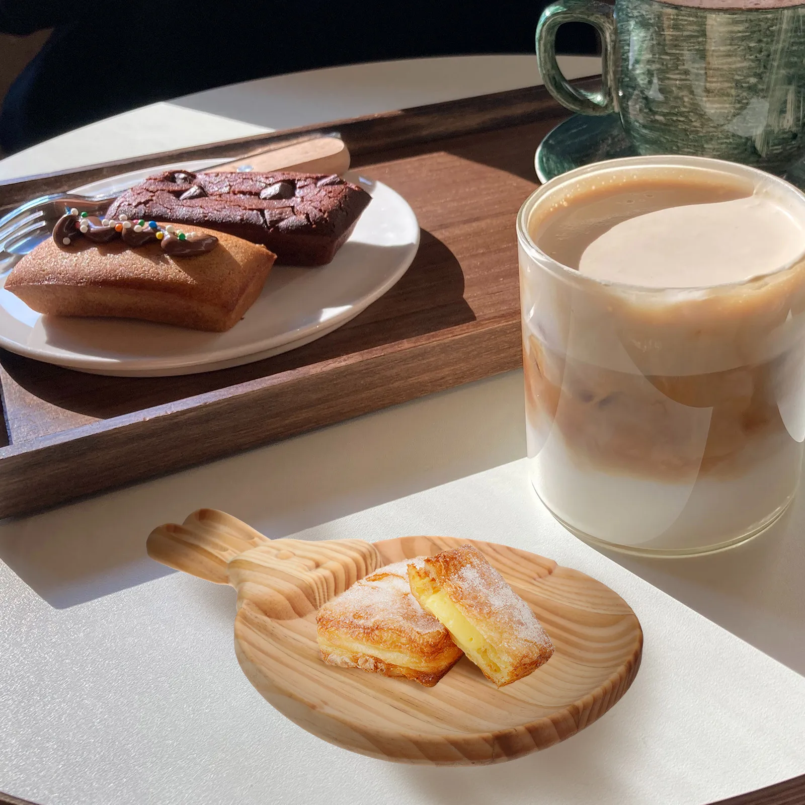 

Easter Bunny Wooden Serving Plate Small Wood Tray Snack Fruit Bread Tray Multi-Use Food Serving Plate Wood Trays