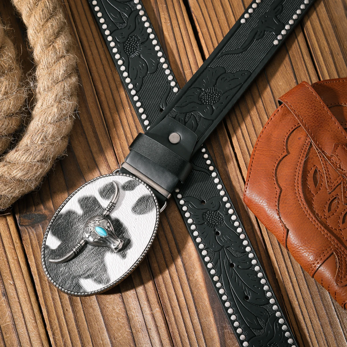 Ein lässiger und retroer Gürtel, ein Taillenaccessoire für Kleidung im Western-Stil, Metallschnalle, PU-Gürtel, geeignet für Männer und Frauen. – Detail 11