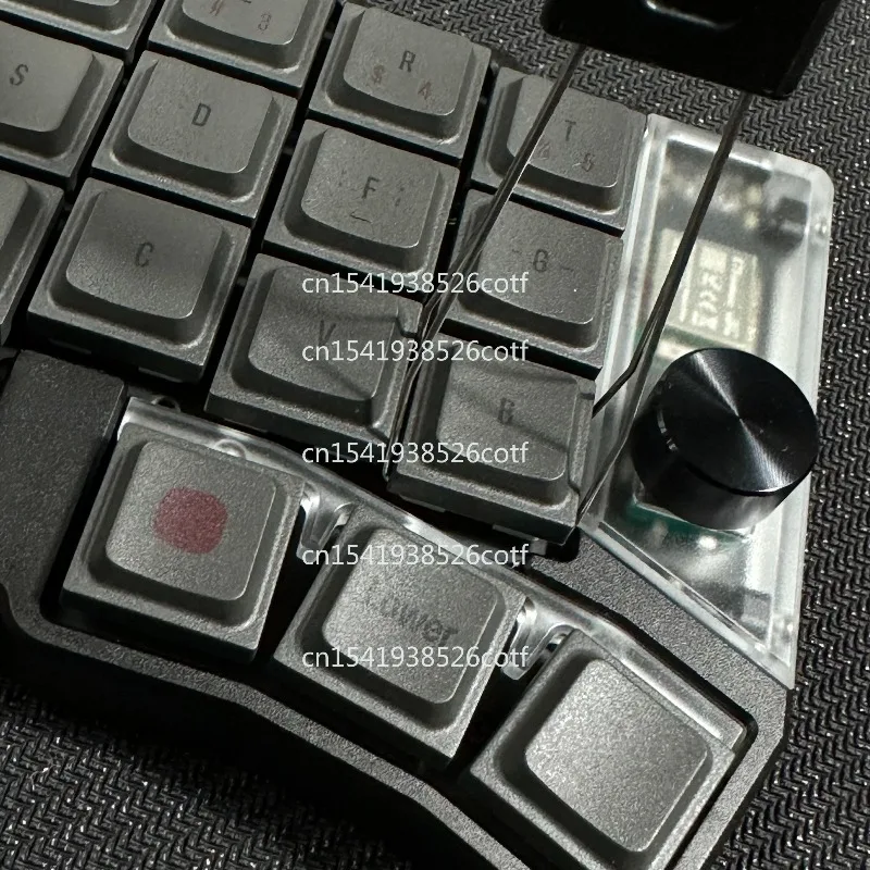 Keymaking Workshop, Low Axis Wireless Bluetooth Ergonomic Split Keyboard