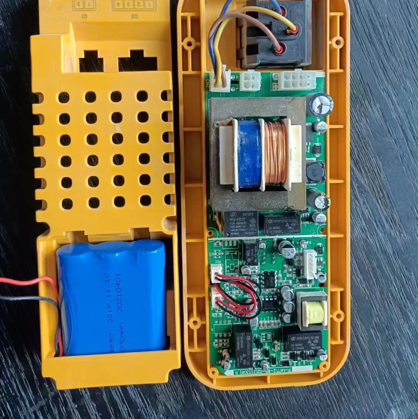 .。for Lingwang Xioxi Jixunda elevator emergency power supply 18650 3S1P 2200mAh 11.1v battery.。