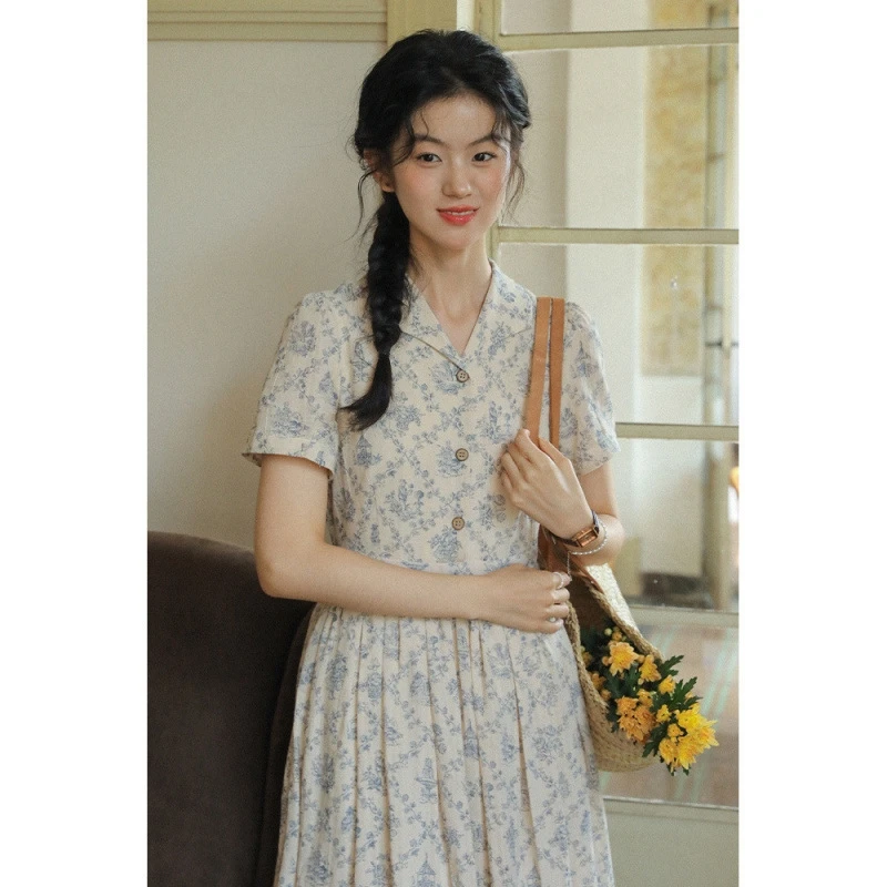 

Женское платье средней длины с цветочным принтом во французском стиле ретро, облегающее талию и трапециевидное платье с короткими рукавами