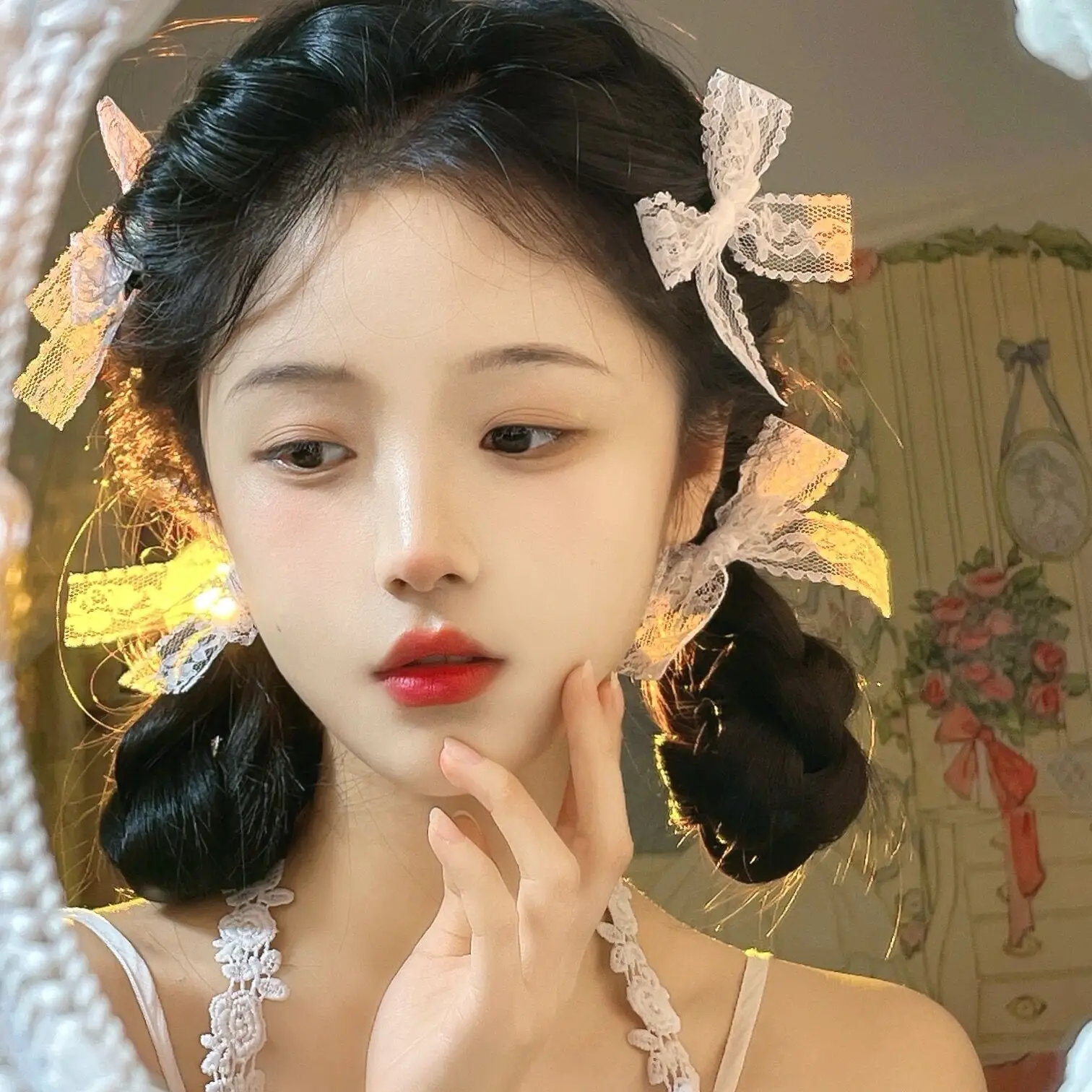 

Белая кружевная заколка с бантом и оборками для фотосессии, плетеный аксессуар для волос, сказочная девушка, Лолита, боковой зажим, держатель для челки