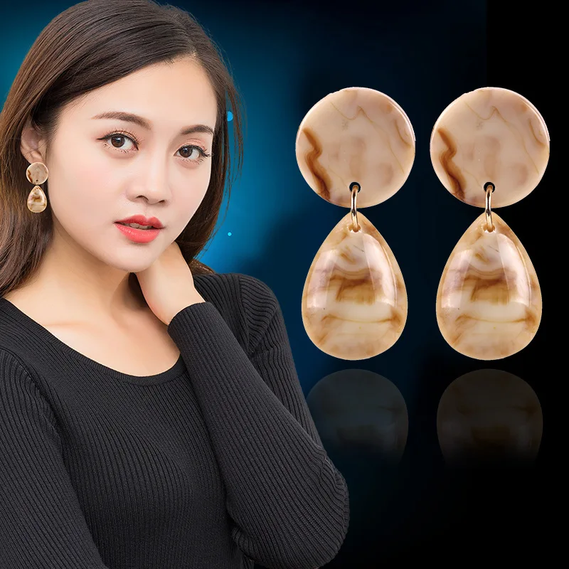 

Sui Jue Accessories Retro earrings, water-drop earth color leopard print earrings, ear clips, and elegant stud earrings