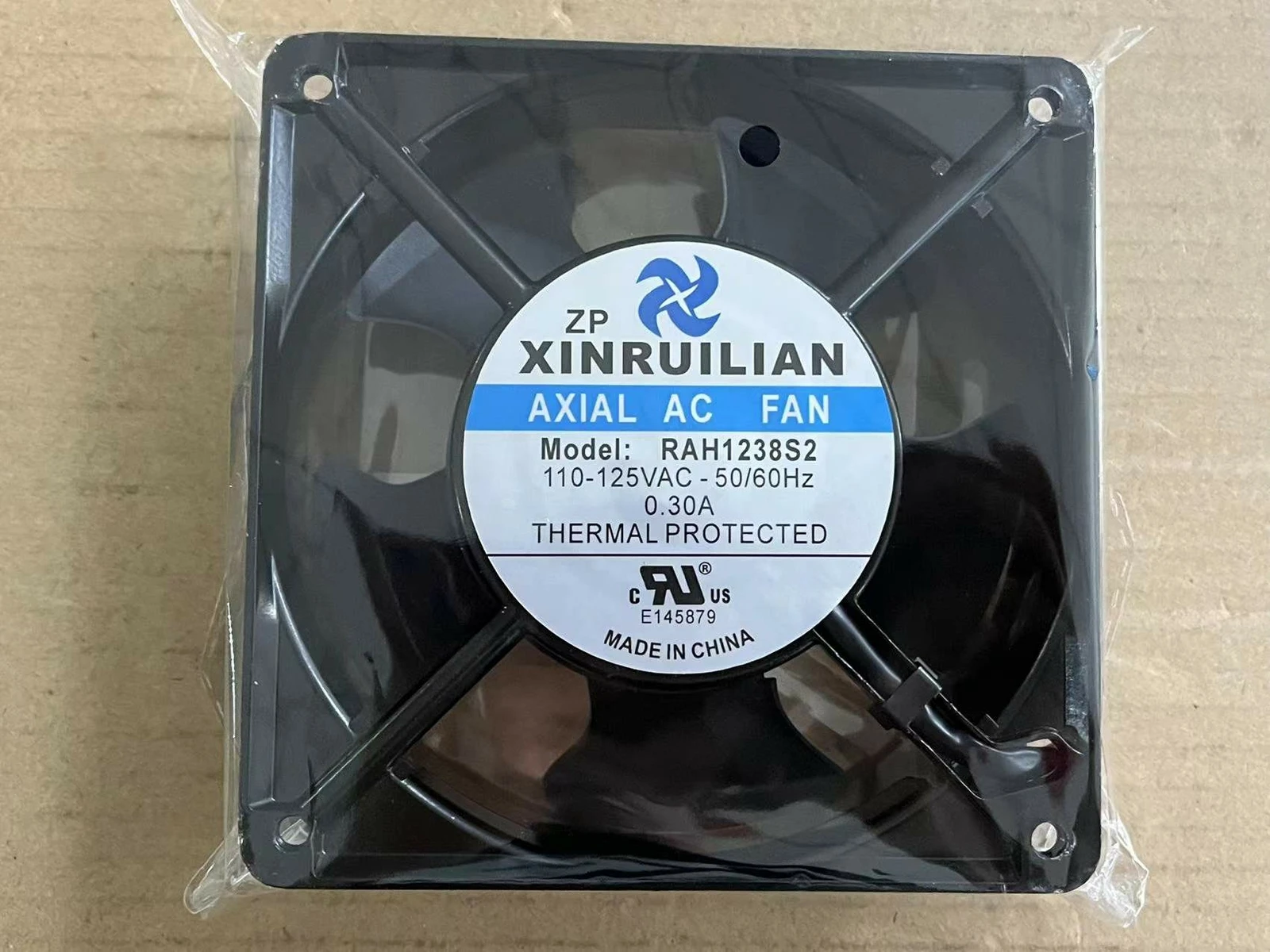 

Для 1 шт. вентилятор XINRUILAN RAH1238S2 AC 100-125 В 50/60 0,30 А 12038 12 см 2 провода