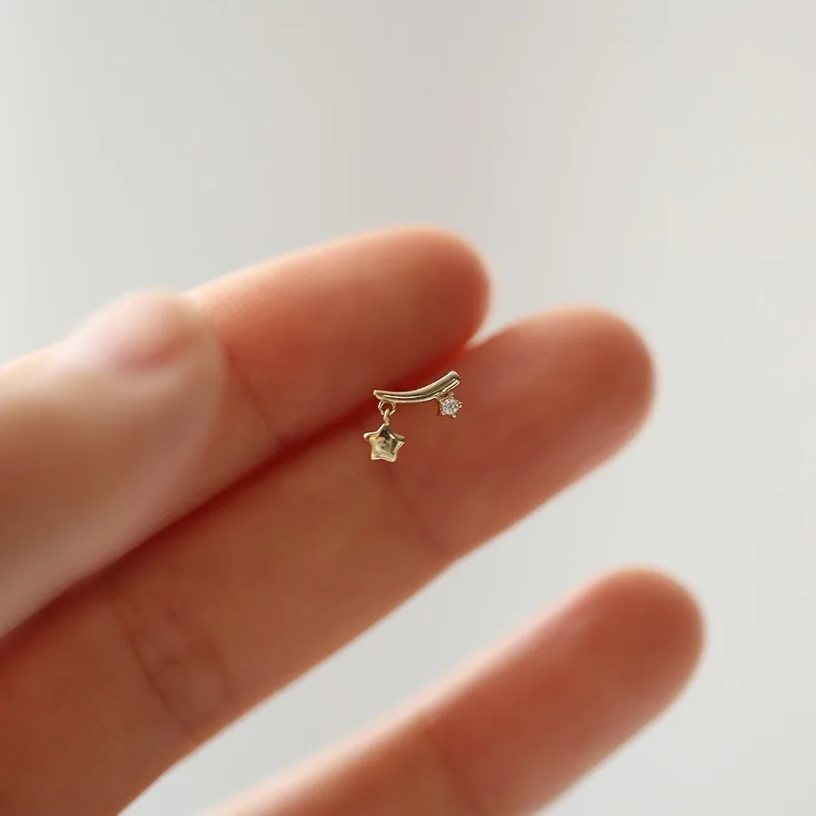 S925 Silber Zierliche CZ Stern-Ohrstecker, Gold/Silber Plattiert Sternschnuppen-Ohrhänger, Modische Süße Accessoires für Sie