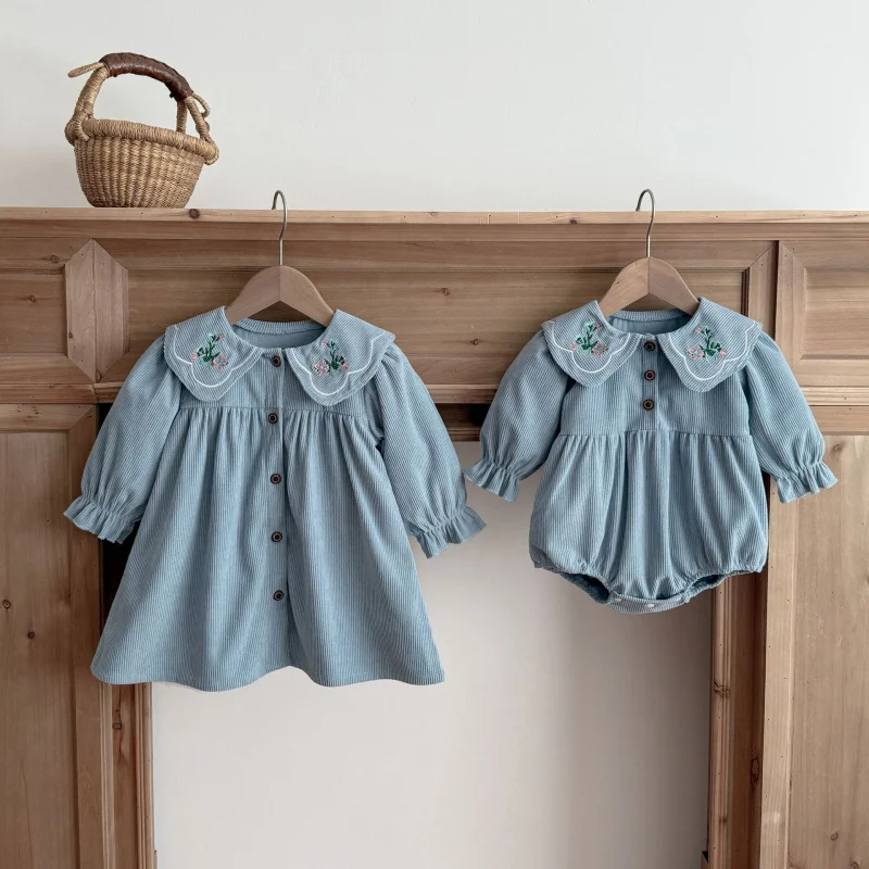 

Autumn and winter blue children's dress, full opening lapel, girls' dress, corduroy embroidered collar, fashionable dress