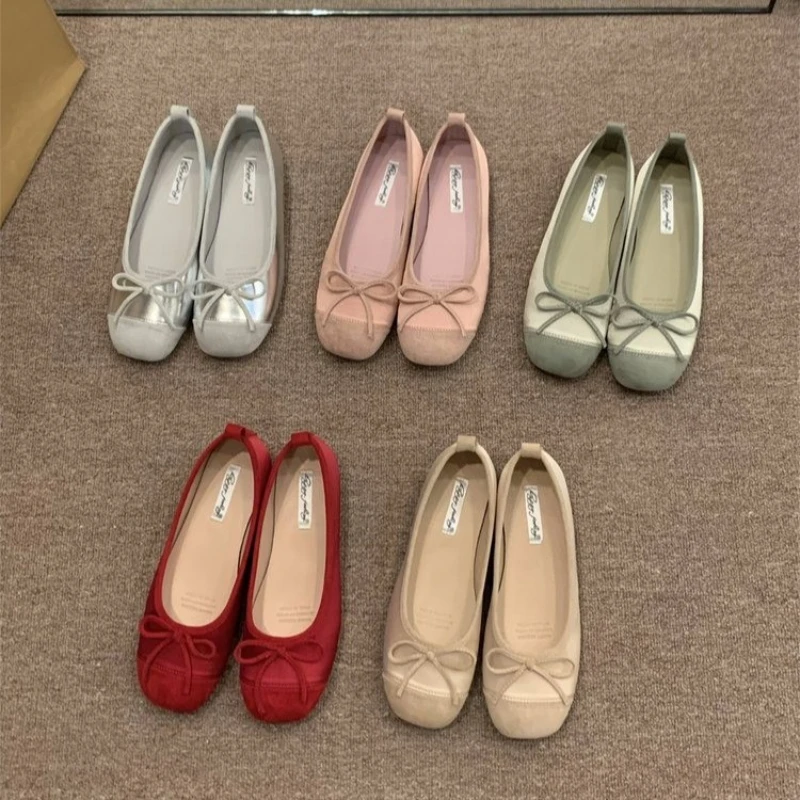 2025 Spring New Women Elegant Flats Fashion French Style Soft Bottom Anti-slippery Versatile Chic Princess Bowtie Leather Shoes