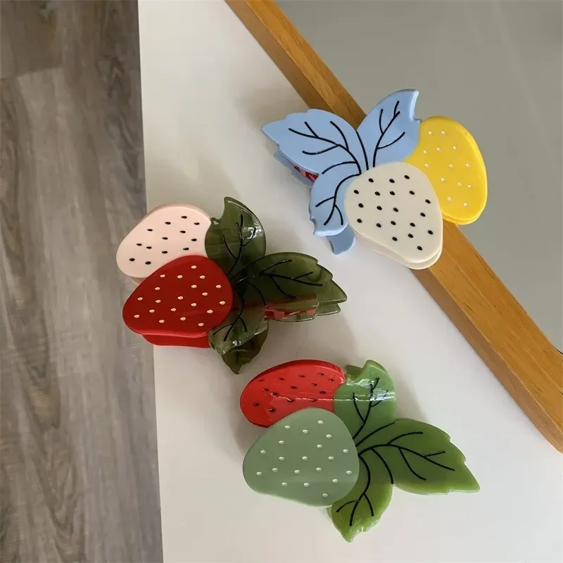 

BYL New Style Fresh Strawberry Color Blocking Hair Clips Acetate Hair Claw Splicing Leaf Disc Crab Clip Female Hair Accessories