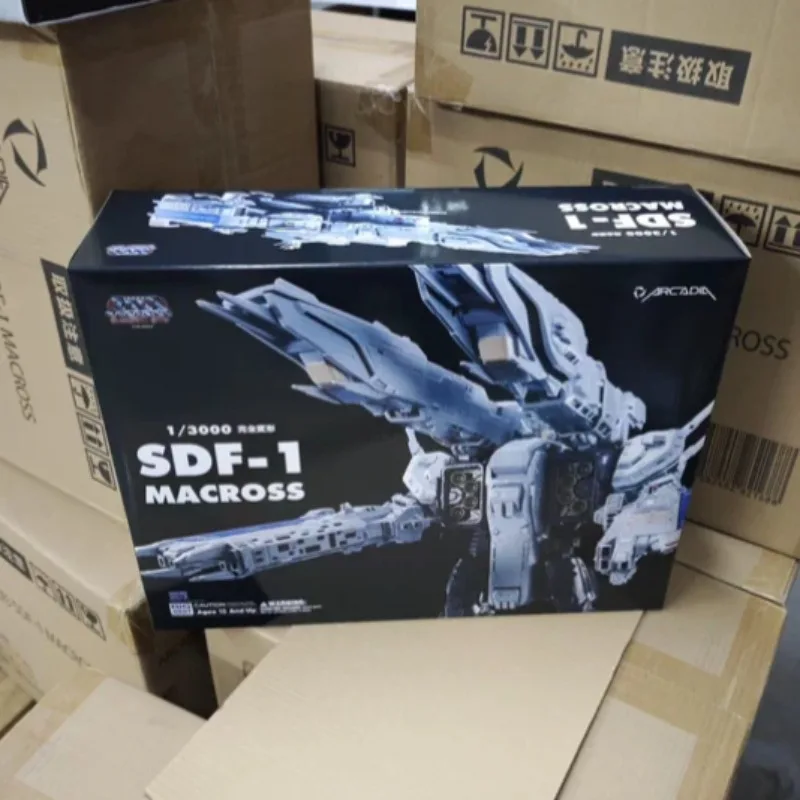 En Stock Original Arcadia Macross 1/3000 acorazado SDF-1 Mothership MACROSS producto terminado colección de muñecos móviles regalo