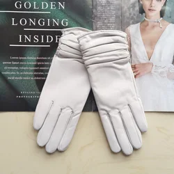 Nuevos guantes de piel de oveja para mujer con pantalla táctil elásticos de seda de longitud media más guantes de conducción a prueba de viento de terciopelo para otoño e invierno