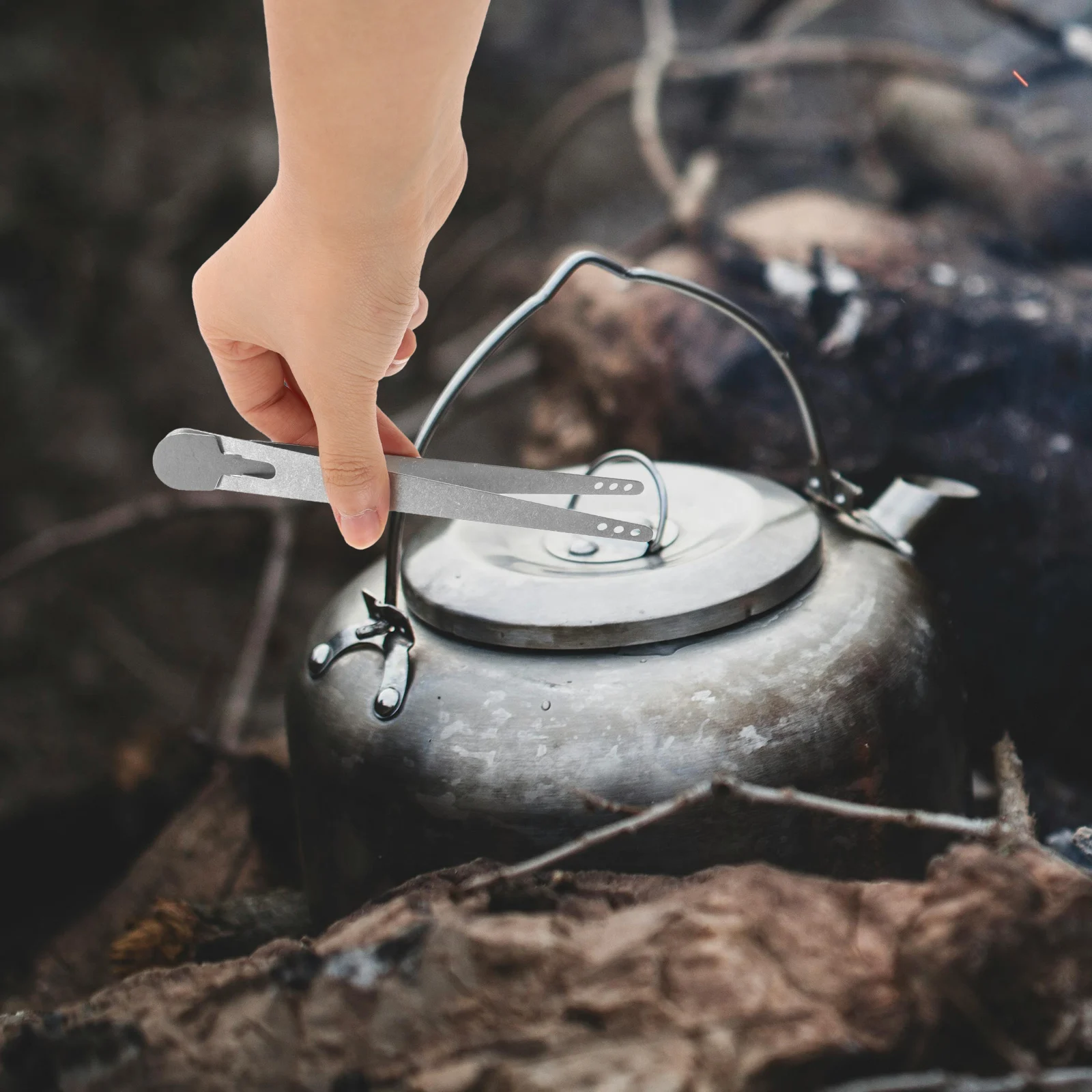 

1pcs Barbecue Clip Foldable Heat-resistant Outdoor Camping BBQ Tools Tongs Cooking Bread Picnic Kitchen Supplies