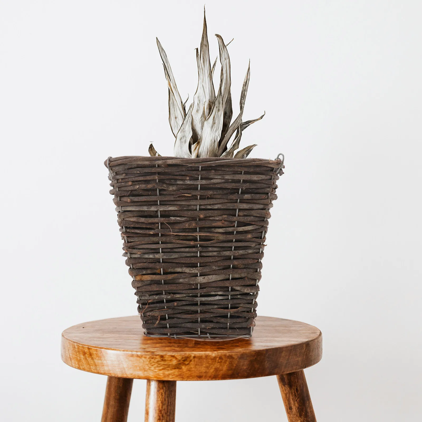 

Rattan Woven Flower Basket Decorative Green Plant Container Large Capacity Multifunctional For Flowers Plants Durable Handmade