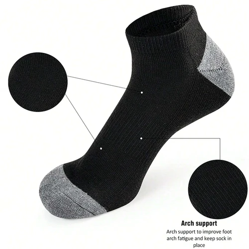 Women's Socks & Hosiery