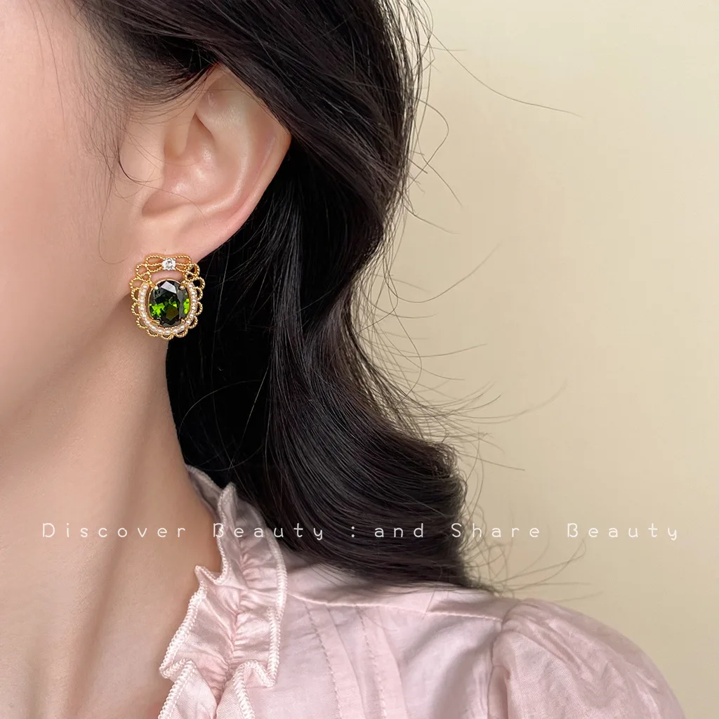 DIY accessories Light luxury emerald zircon ear clips without ear piercings French retro flower earrings women's high-end mosqui