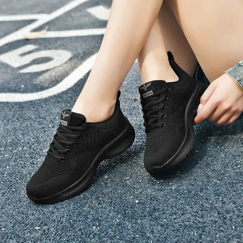 Novo estilo de tênis de corrida feminino almofada macia absorção de choque sapatos esportivos unissex luz anti-deslizamento sapatos de treinamento de lazer