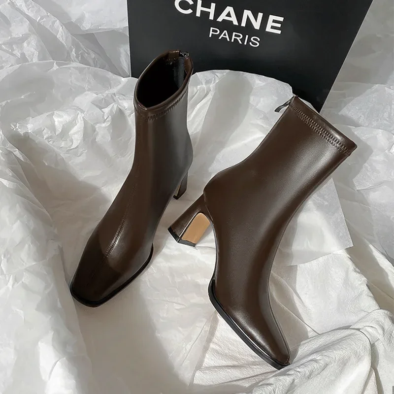 Autumn And Winter N… - image