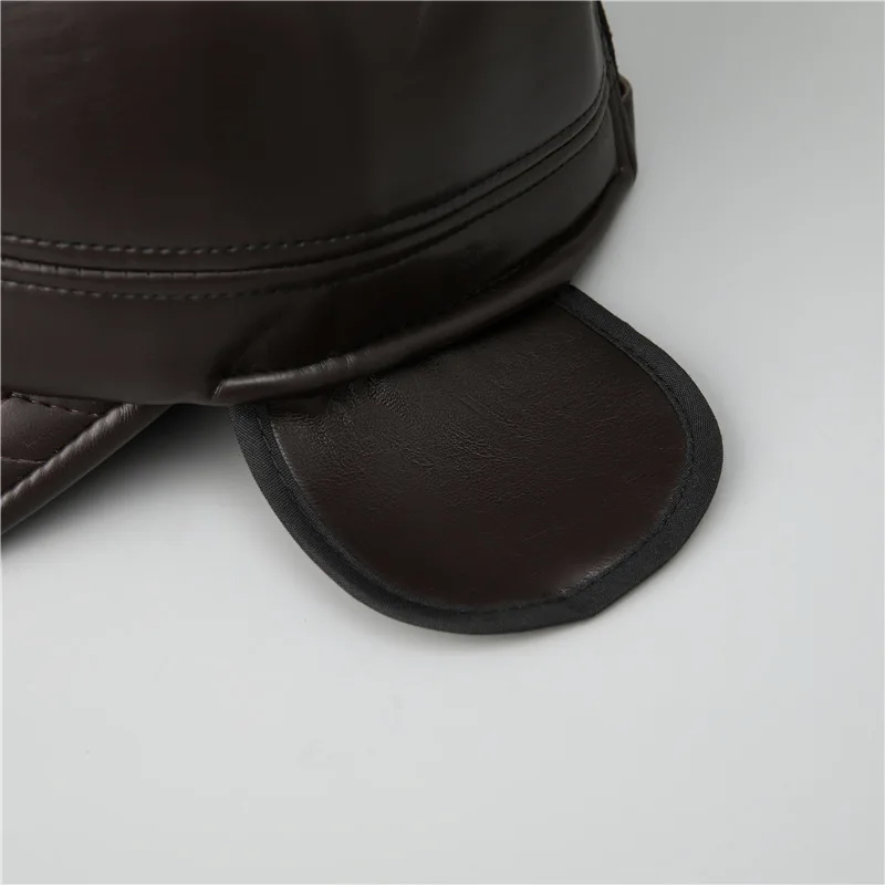 Winter Men\'s Cold Warm Baseball Cap Padded Thick Grandfather Leather Cap Casual Ear Protection Duck Tongue Hat Leather Flat Hat