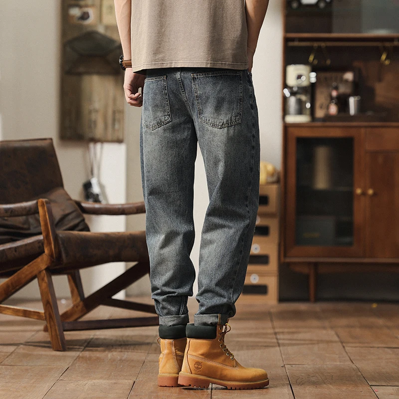 Pantalon en denim décontracté à jambe droite élastique ample pour hommes, pantalon en denim à jambe droite élastique à la mode et décontracté pour nouvelle collection été 2025