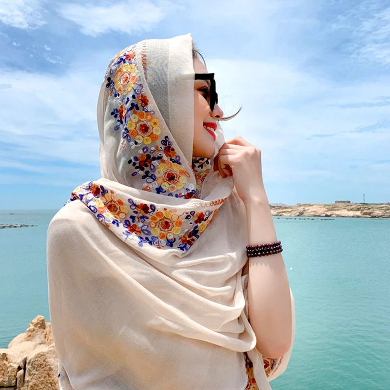 Ethnic Style Floral Print Long Scarf Women Fringed Bandana Shawl Babushka Handkerchief Female Blanket Head Wraps