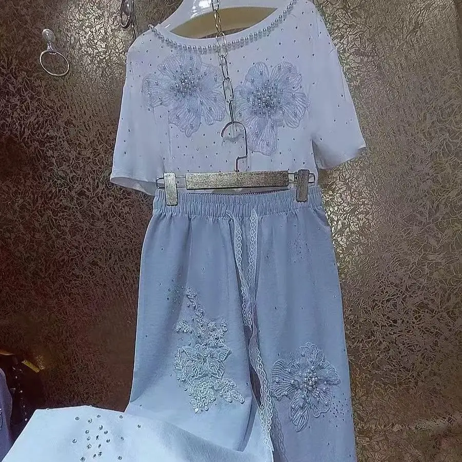 

Luxury Style Pant Set 2025 Summer Pearls Beading Flowers Stitch Cotton T shirt + High-end Flowers Beaded Long Pant 2pcs Set